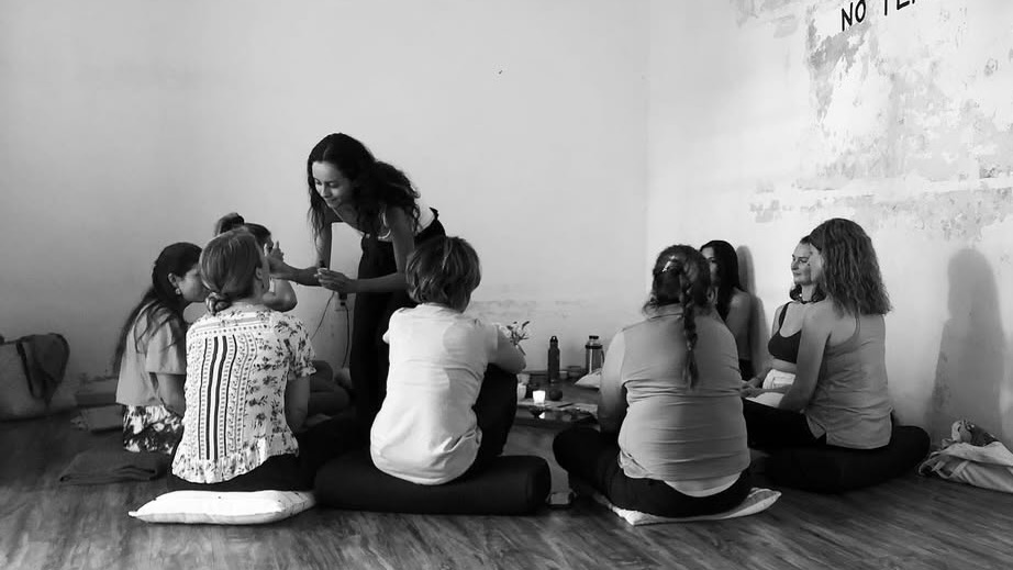 Estudio de Yoga Vacío Minimalista